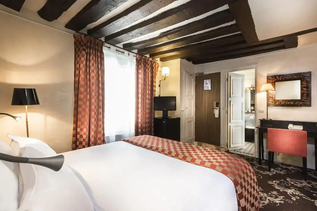 Hôtel Crystal 5