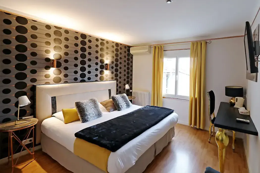 Hôtel Les Pasteliers 3