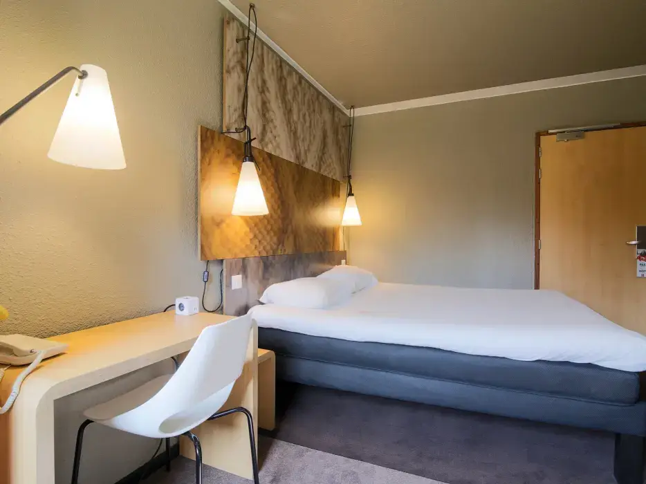 Ibis Montauban 4