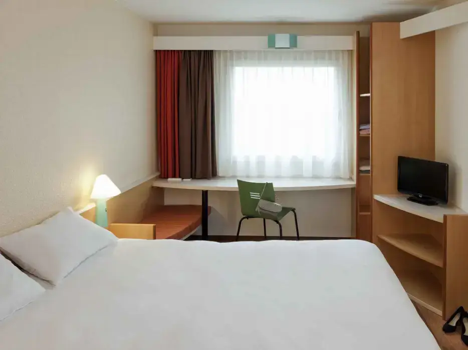 Ibis Montauban 5