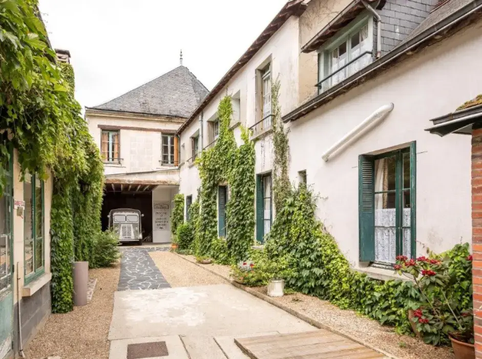 Hôtel de France La Chartre-sur-le-Loir 6