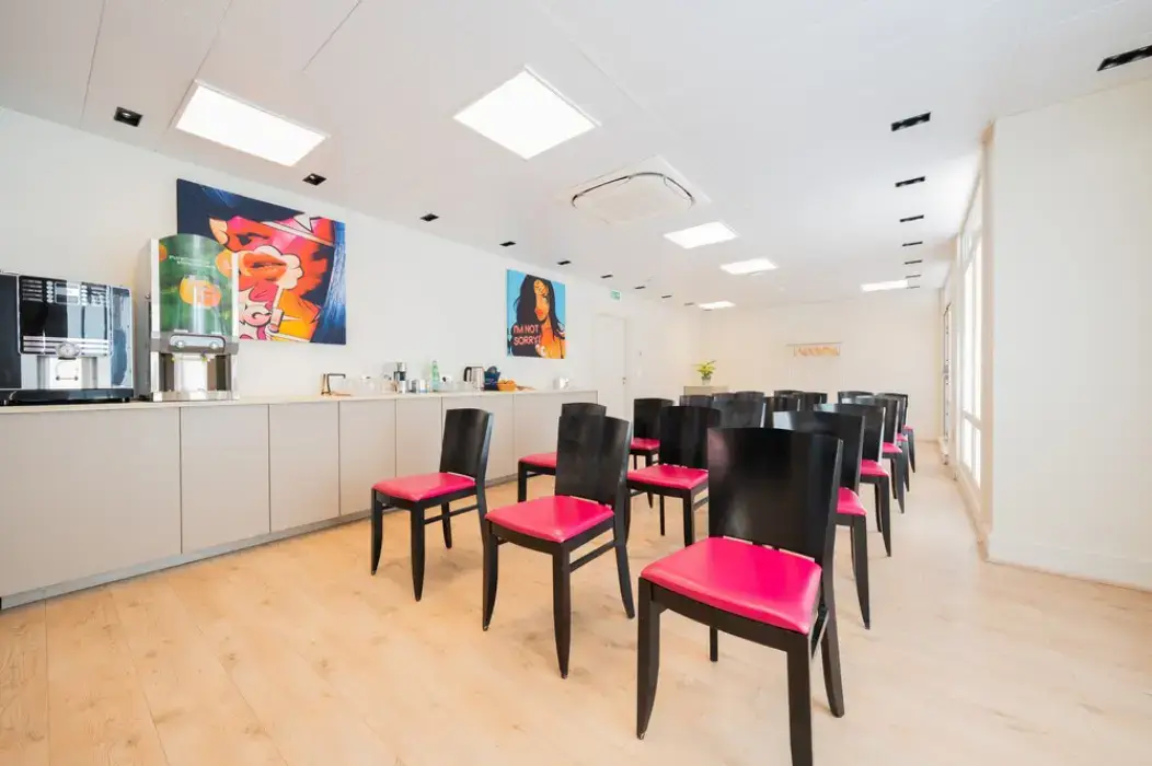 Quality Suites Maisons-Laffitte Paris Ouest 7