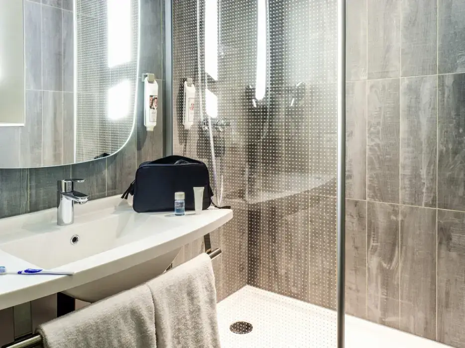 Ibis Falaise Coeur de Normandie 12