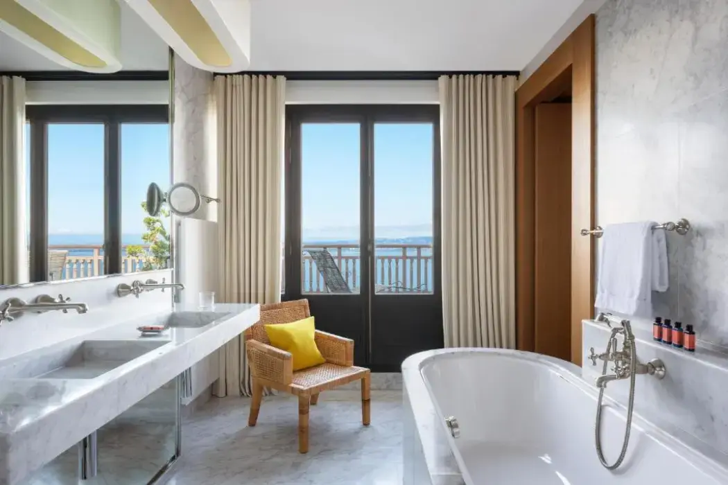 Hôtel Royal Evian 8