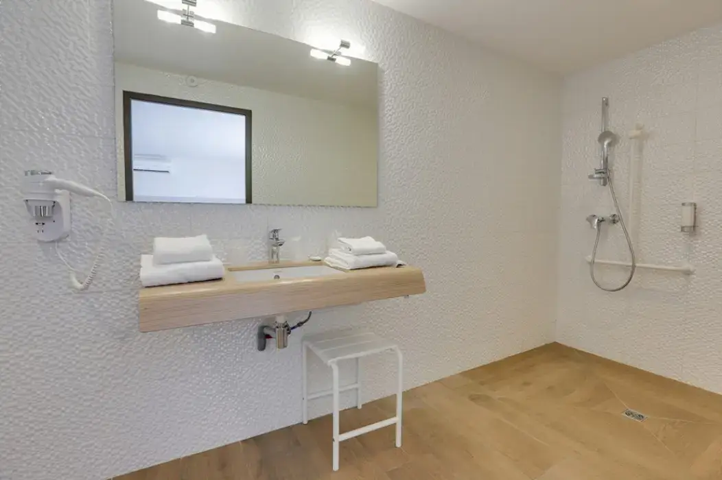 Best Western Hotel Agen Le Passage 25