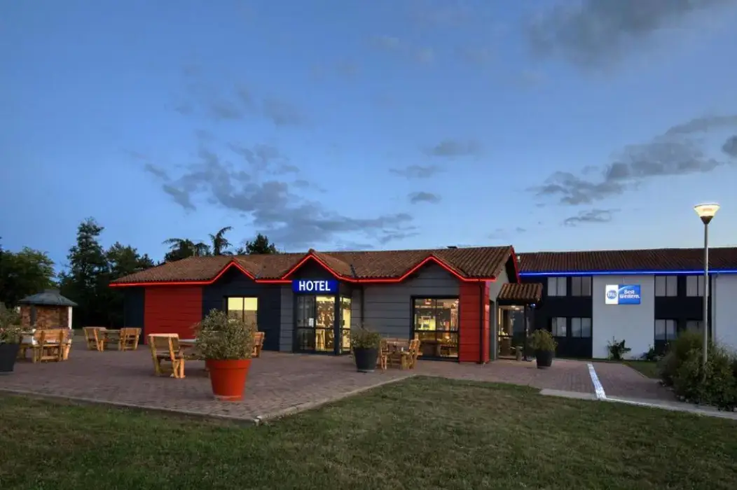 Best Western Hotel Agen Le Passage 26