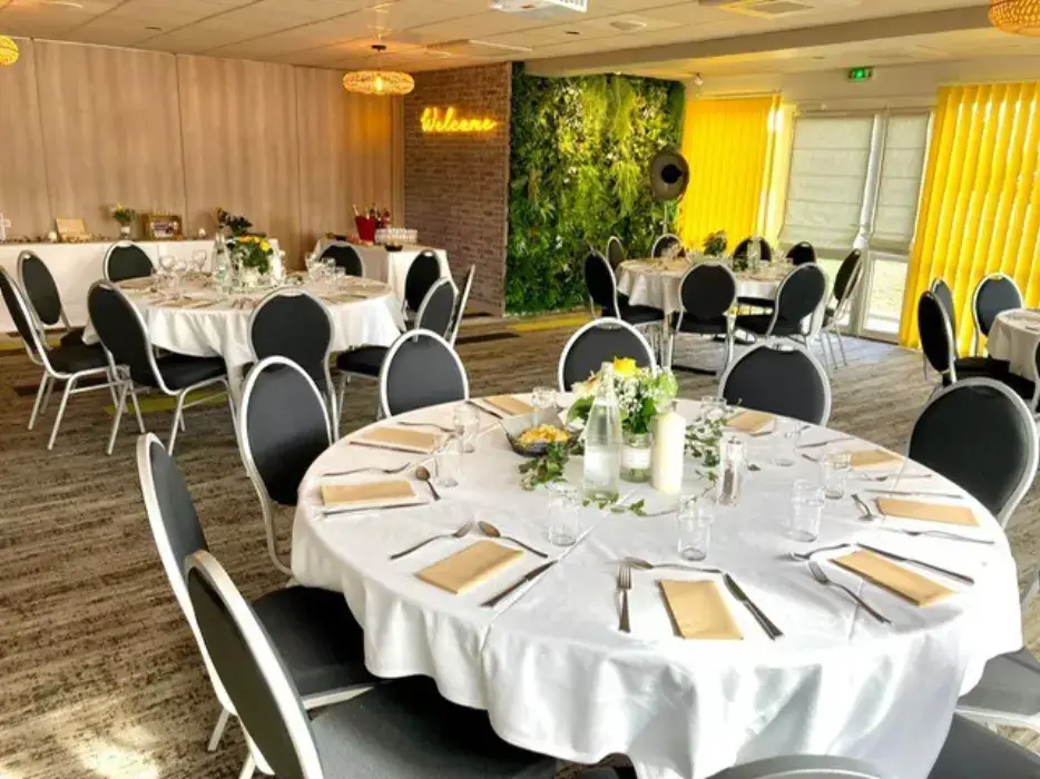 Mercure Lyon Est Chaponnay 10