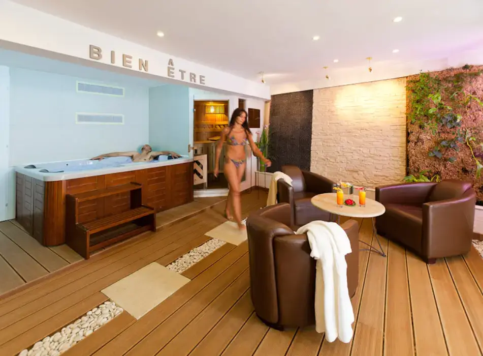 Hôtel Restaurant Spa Plaisir 5