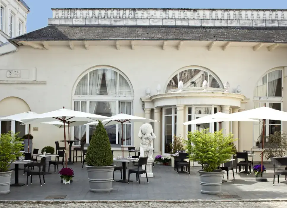 Hôtel de l'Univers 3