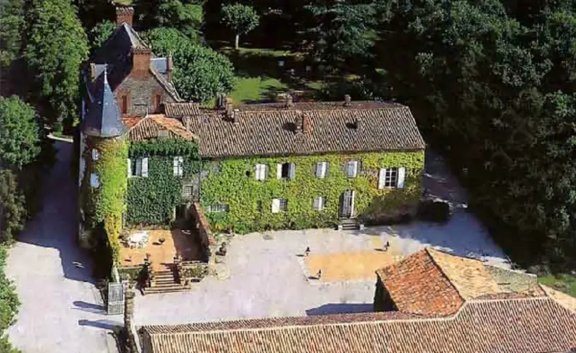 Château de Croisillat 12