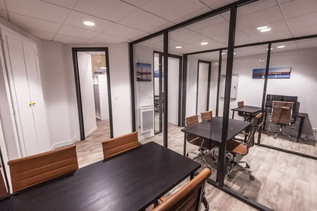 Buro Connexion 4
