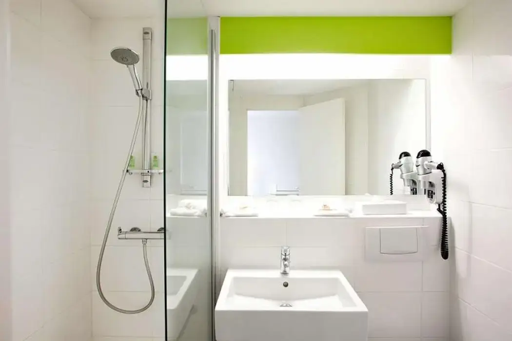 Sure Hôtel By Best Western Bordeaux Aéroport 10