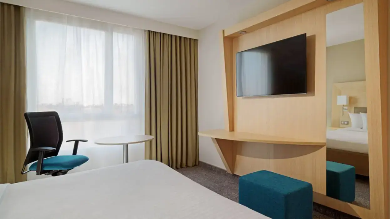 Courtyard by Marriott Paris La Defense West - Colombes 2