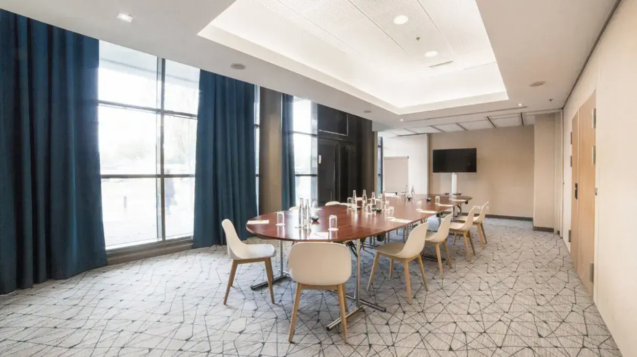 Courtyard by Marriott Paris La Defense West - Colombes 4