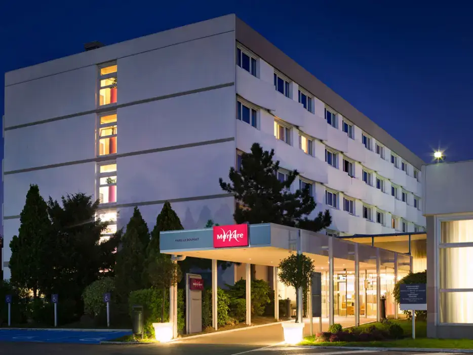 Mercure Paris Le Bourget 5