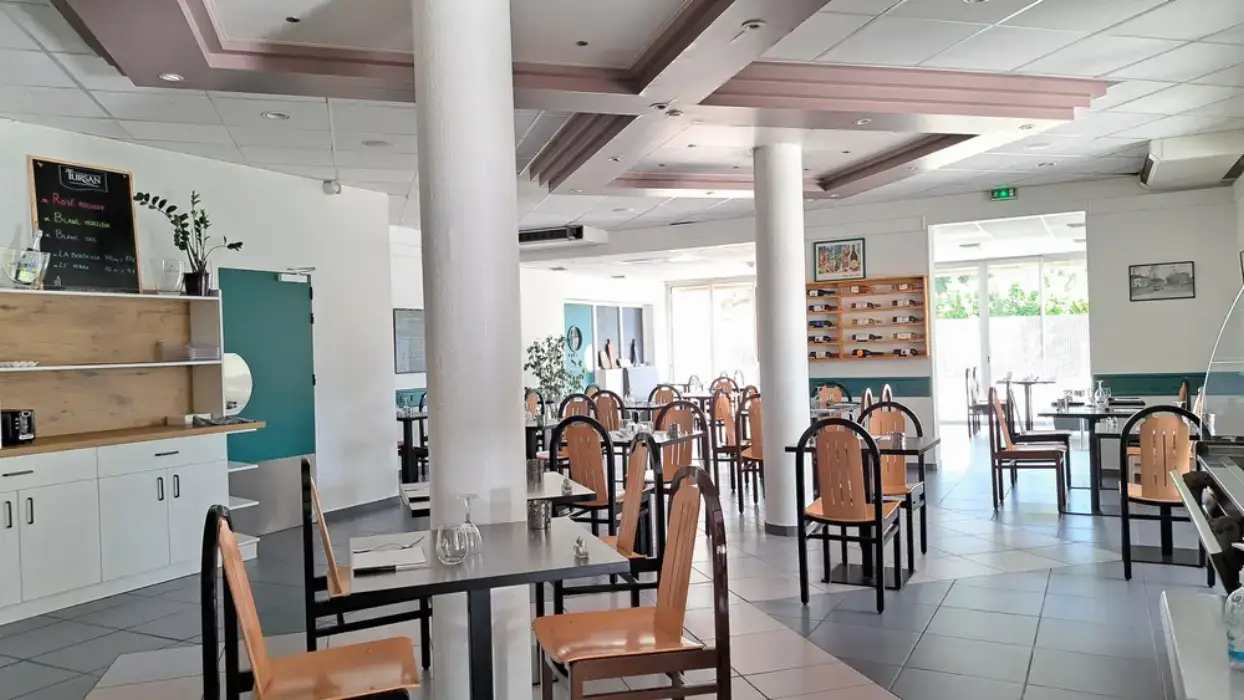 Hôtel Abor 11