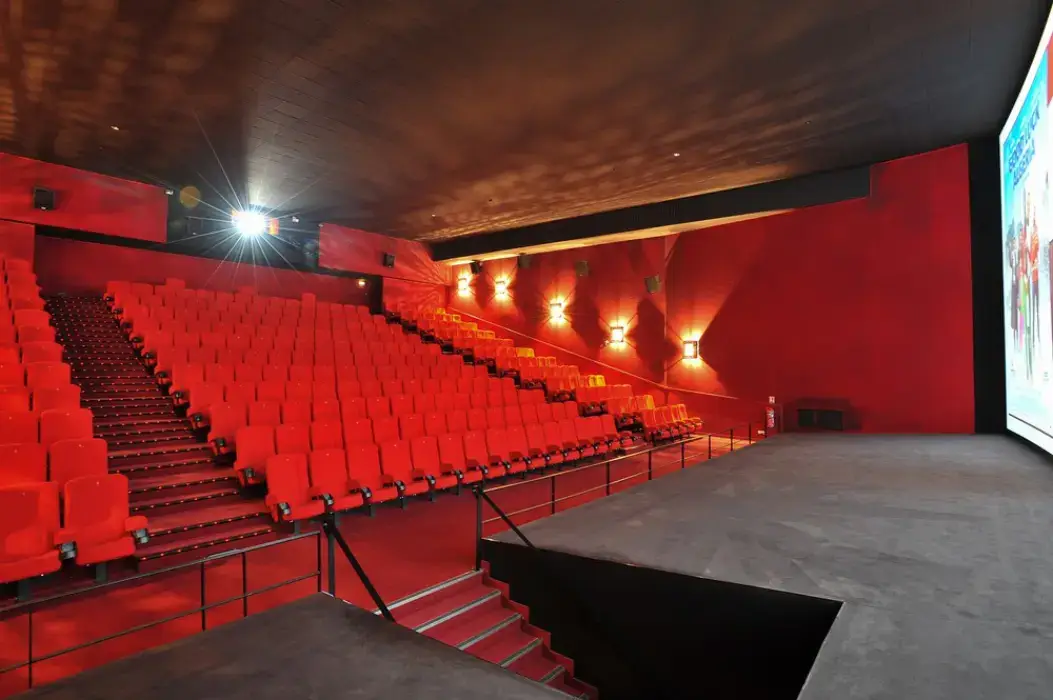 Pathé Annecy 4