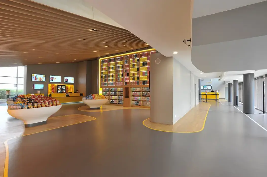 Pathé Annecy 5