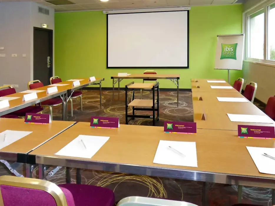 Ibis Styles Lyon Sud Vienne 9
