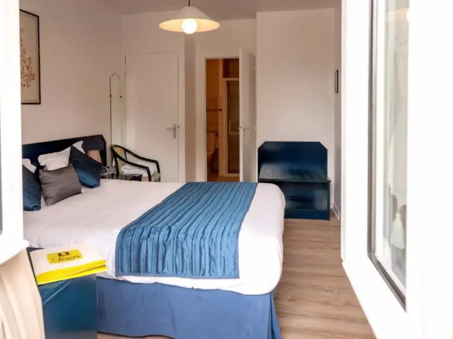 Hôtel Le Saint Jacques 11