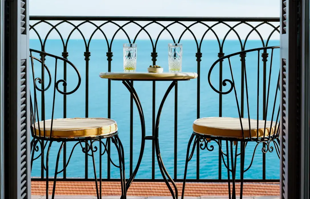 Hôtel La Perouse 9