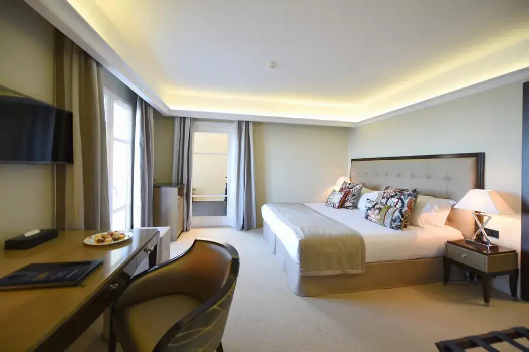 Hôtel des Gouverneurs 10