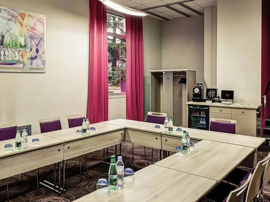 Mercure Lyon Charbonnière 11