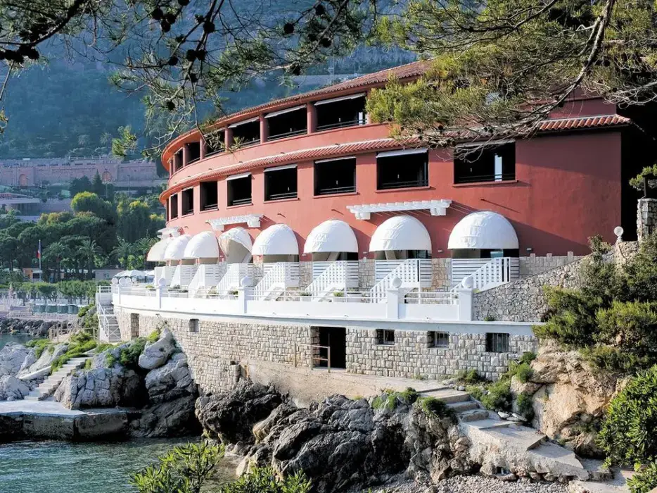Monte-Carlo Beach Hotel 6