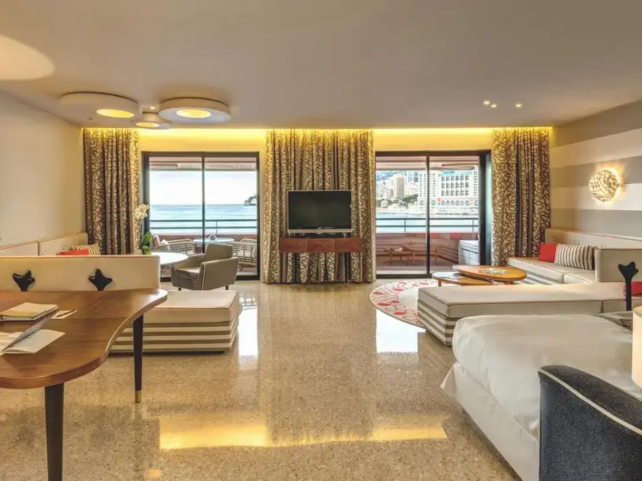 Monte-Carlo Beach Hotel 10