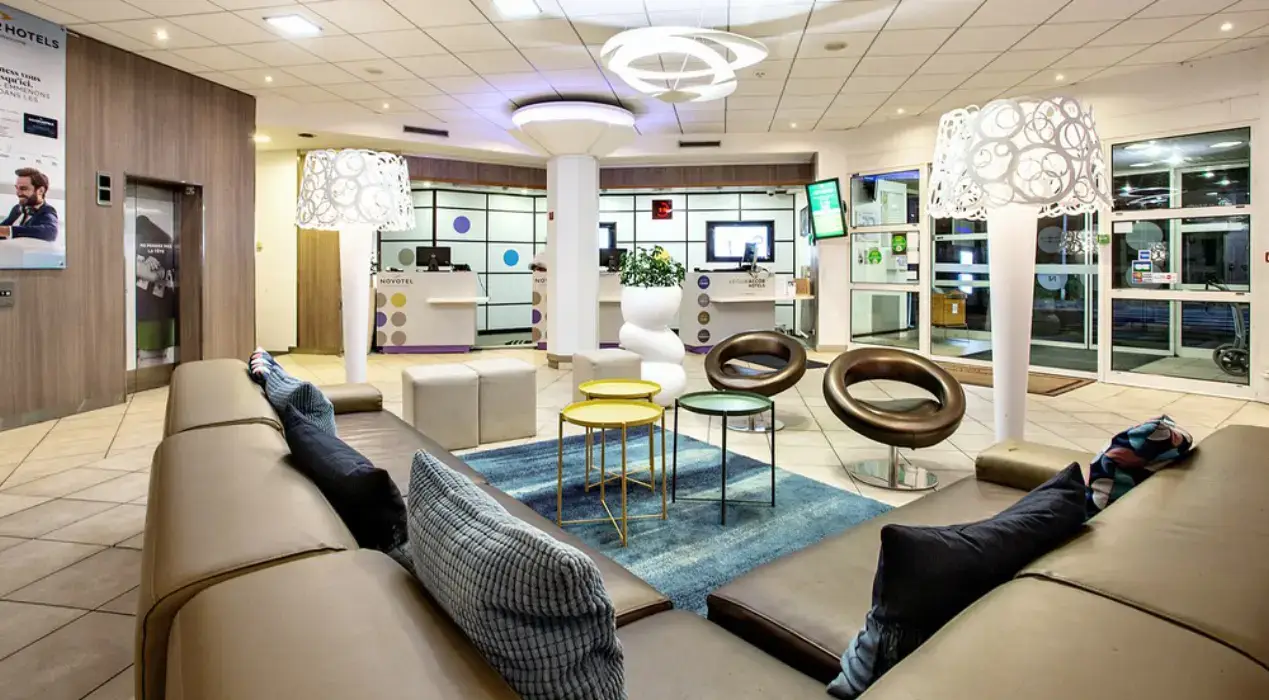 Novotel Paris Orly Rungis 13