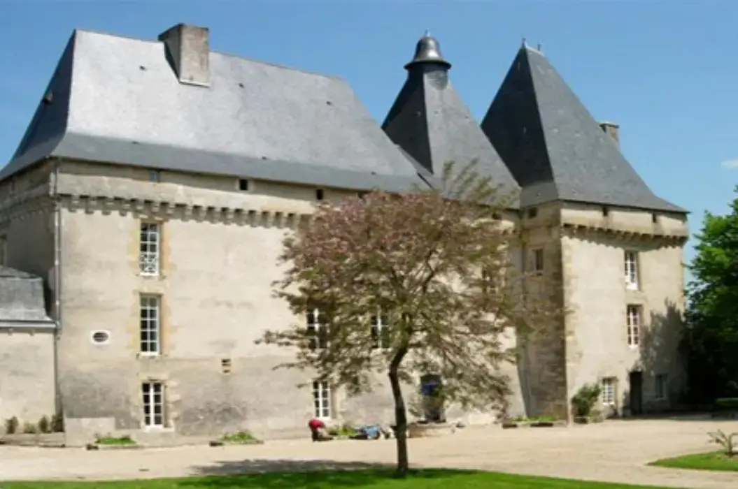 Château de Mavaleix 2