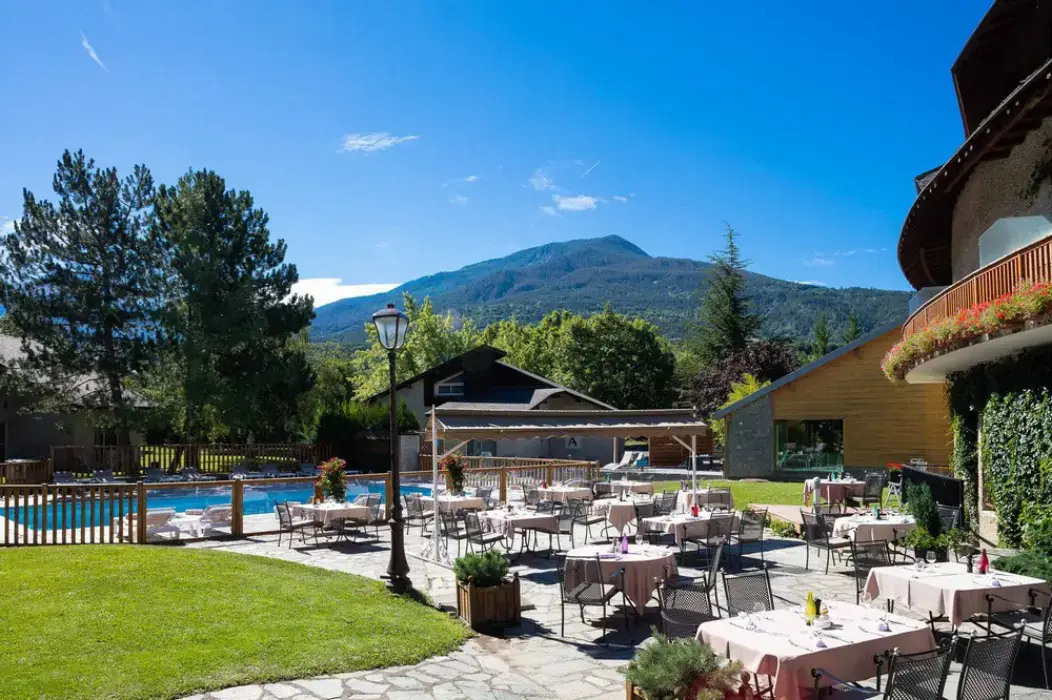 Les Bartavelles Hotel And Spa 3