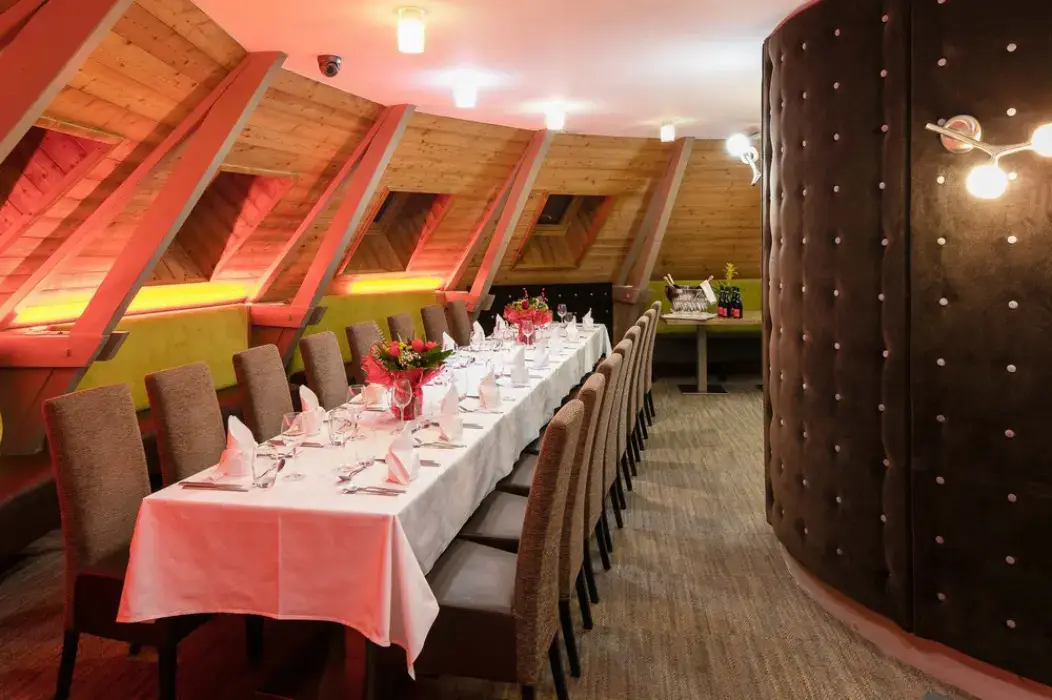 Les Bartavelles Hotel And Spa 10
