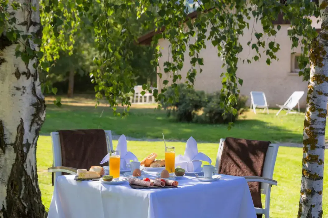 Les Bartavelles Hotel And Spa 18