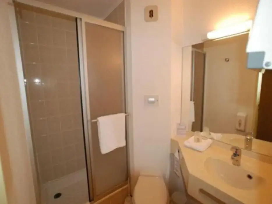 Sure Hotel by Best Western Rennes Chantepie 9