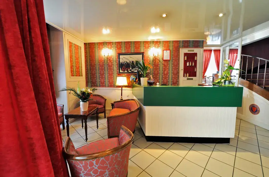 Hotel de La Bannière de France 6