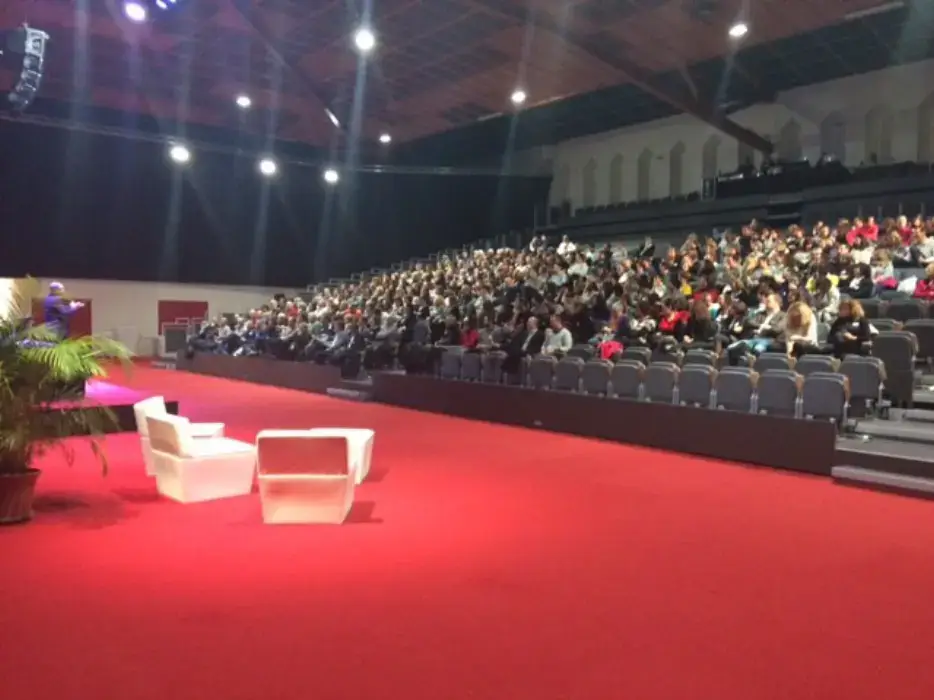 Centre de Congrès Le Dôme 6