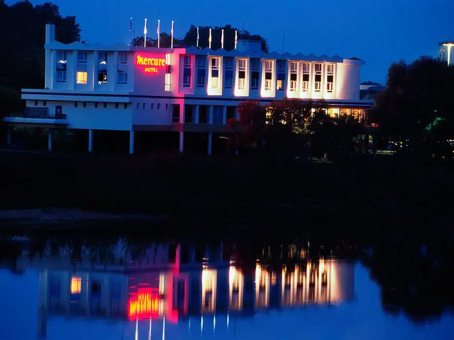 Mercure Nevers Pont de Loire 7