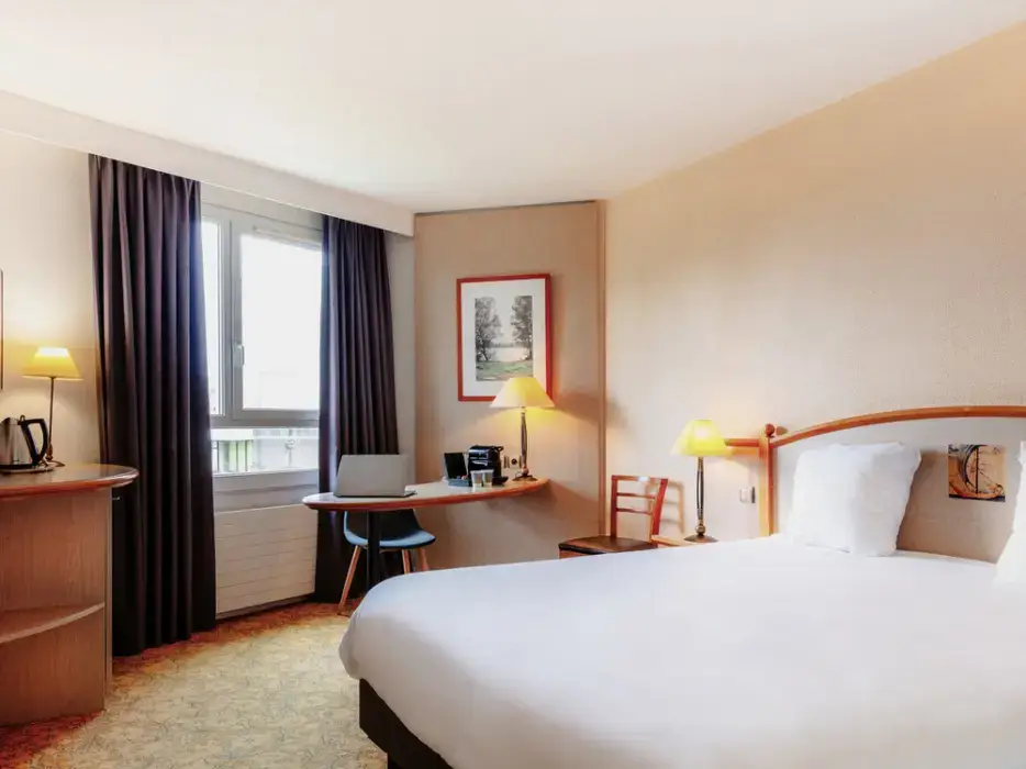Mercure Nevers Pont de Loire 8