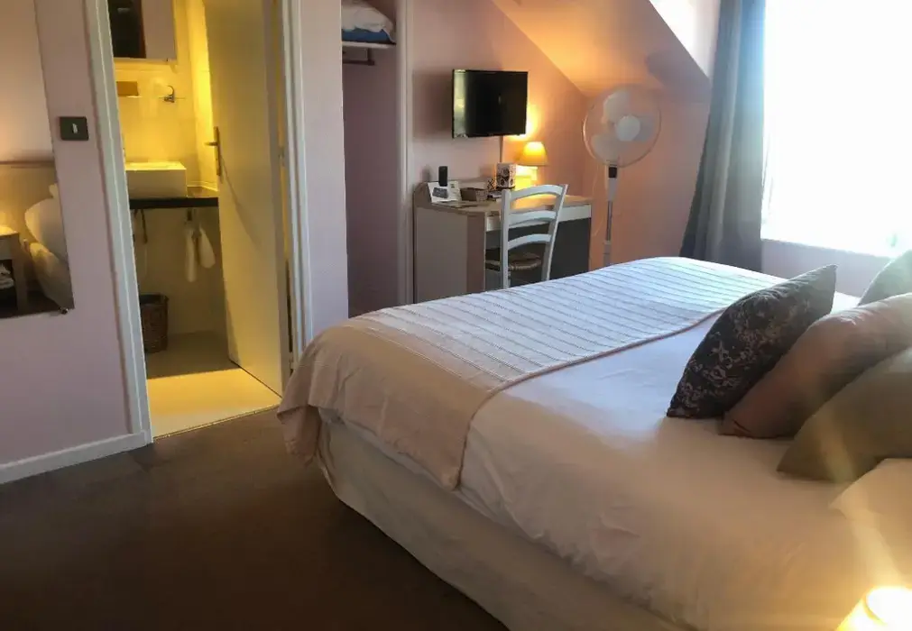 Hôtel de l'Oise 4