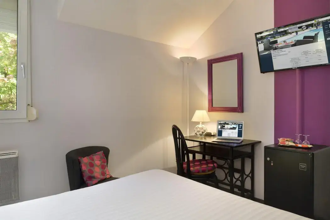Hôtel Ariane Joué-lès-Tours 5