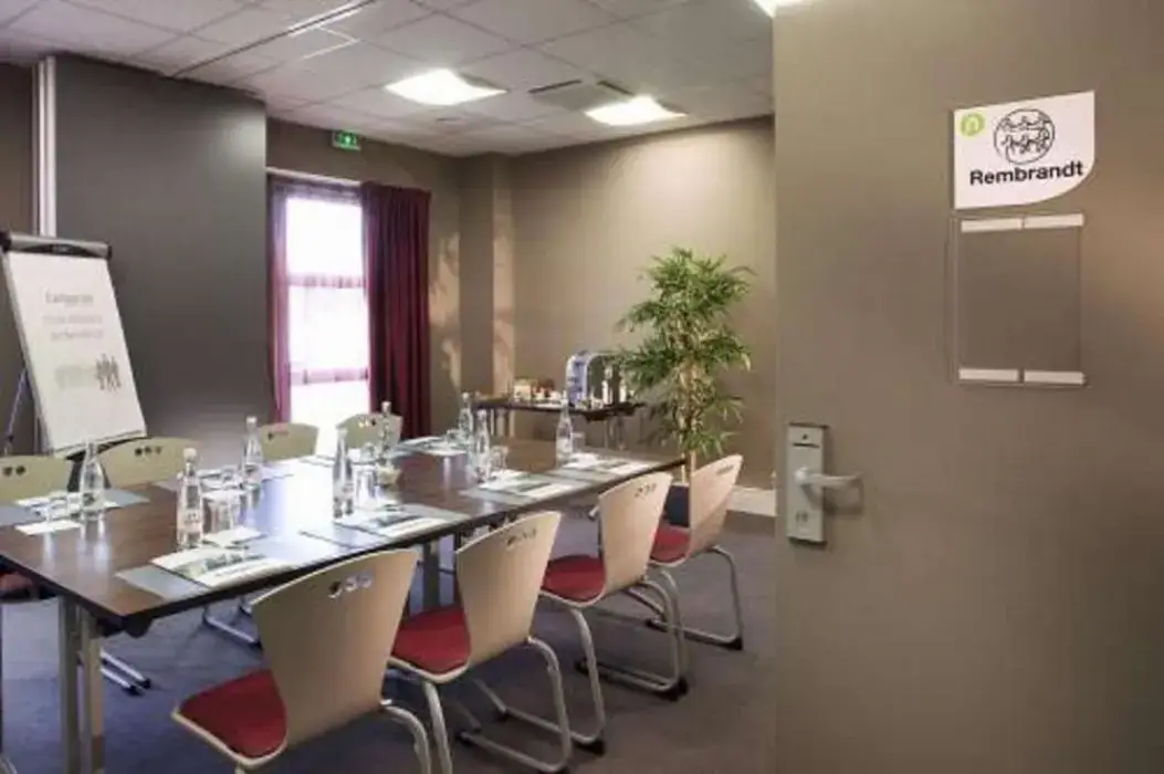 Campanile Roissy Le Mesnil Amelot 2