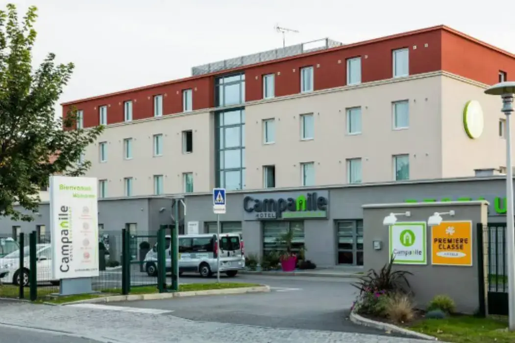 Campanile Roissy Le Mesnil Amelot 8