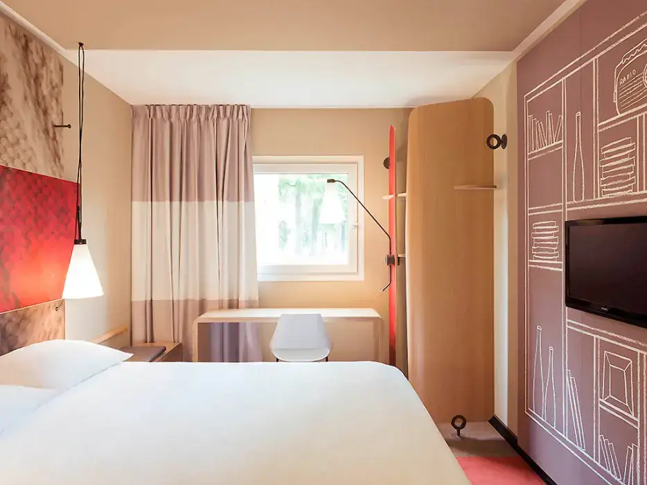 Ibis Saint Omer Centre 4