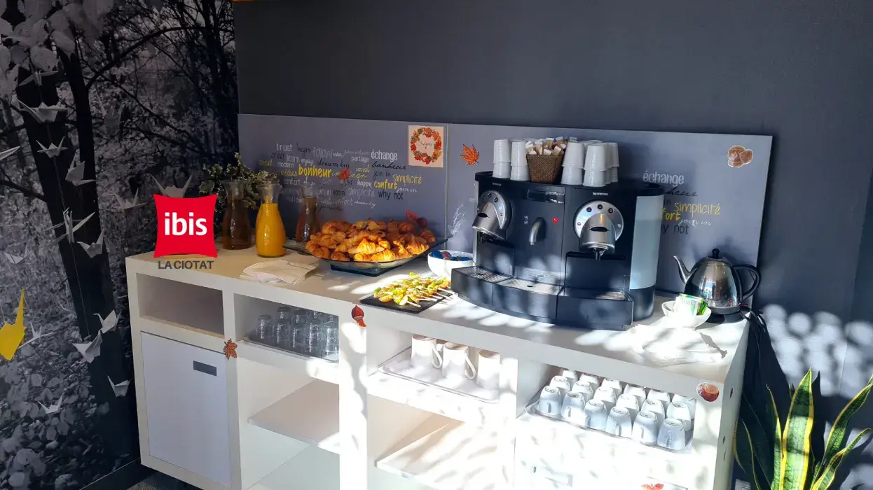 Ibis La Ciotat 8
