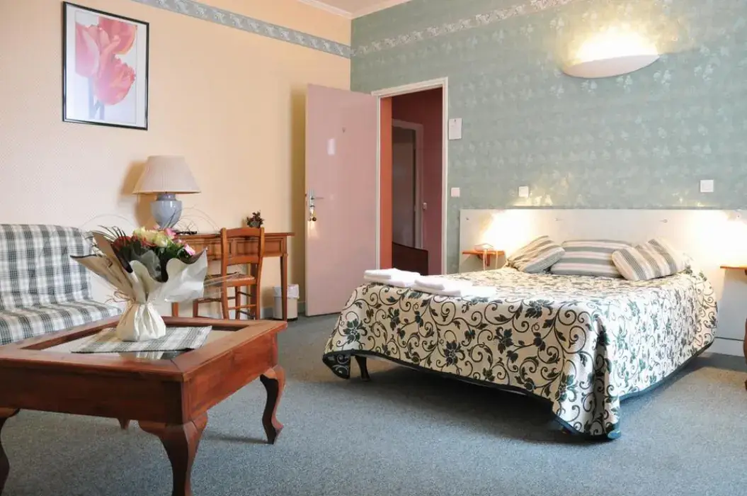 Hôtel de Paris Charleville 5