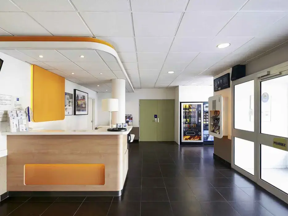 Ibis Budget Blois Centre 3