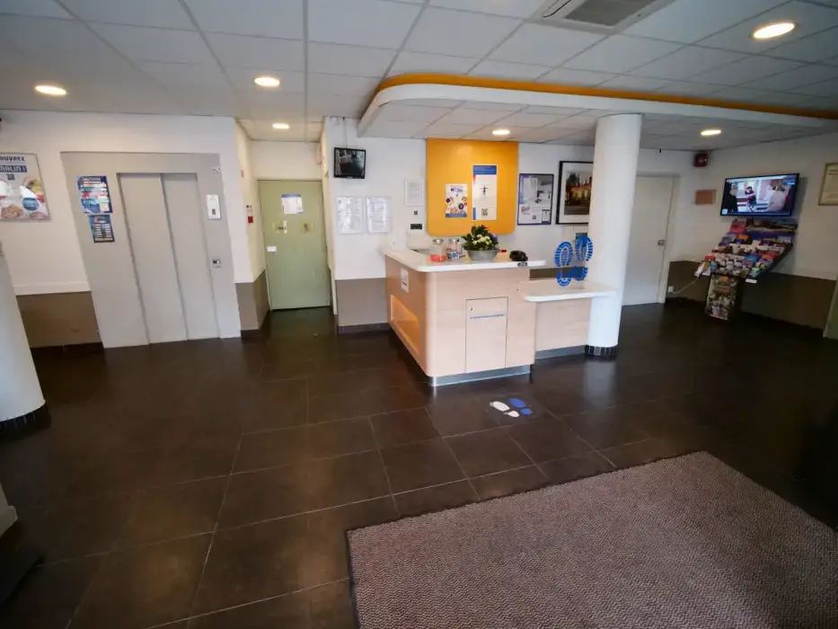 Ibis Budget Blois Centre 6