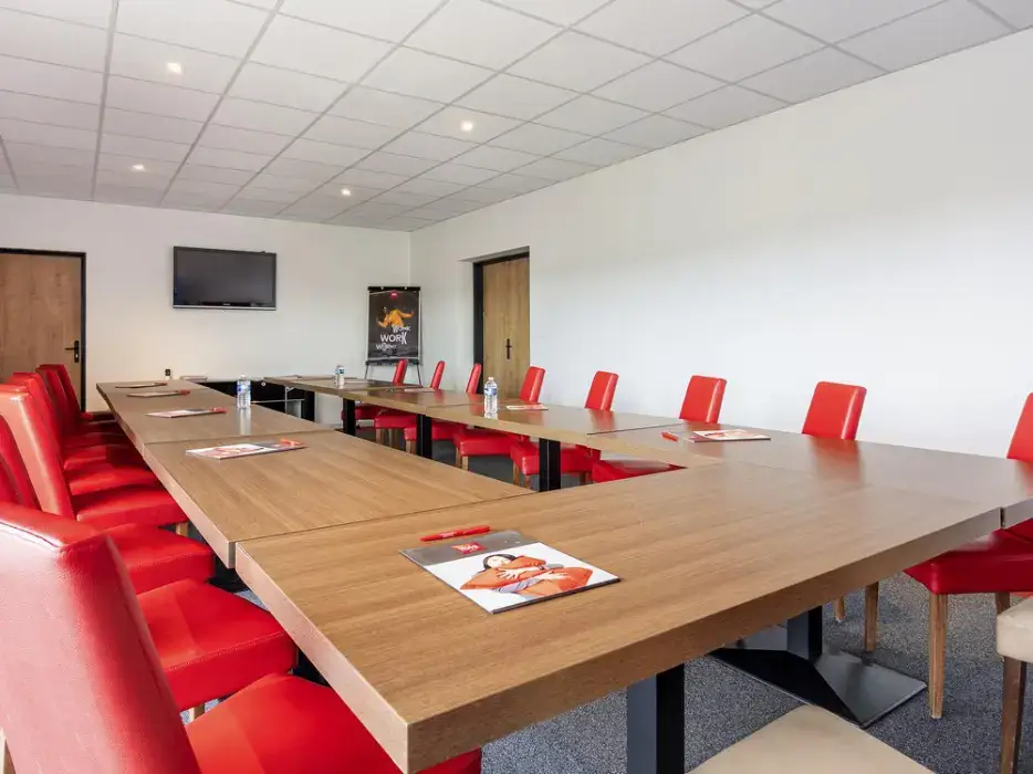 Ibis Beaune Centre 2