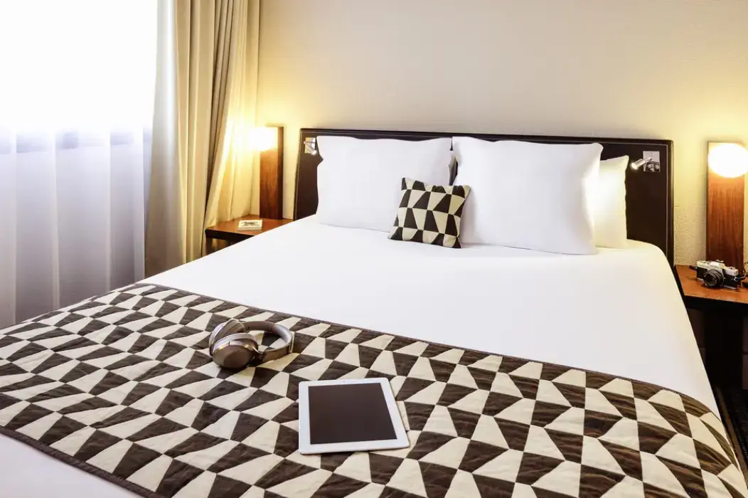 Mercure Lyon Lumiere 12